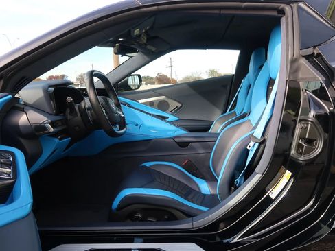 Used 2021 Chevrolet Corvette Stingray Premium Conv w/ Z51 Performance Package image 15