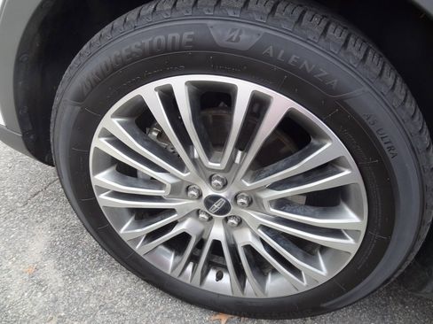 Used 2016 Lincoln MKX Reserve w/ Technology Package image 12