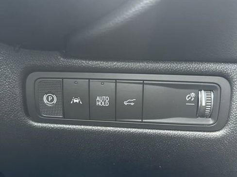 New 2026 Chevrolet Equinox EV LT AWD/4WD image 16