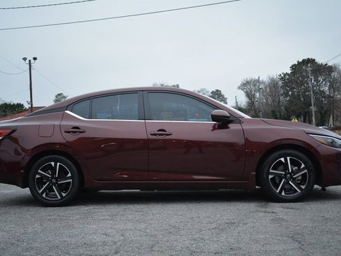 Used 2025 Nissan Sentra SV w/ All-Weather Package image 4