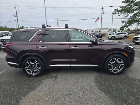 Used 2023 Hyundai Palisade Limited image 6