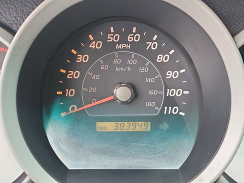 Used 2006 Toyota 4Runner Sport image 16