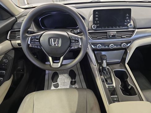 Used 2019 Honda Accord LX image 16