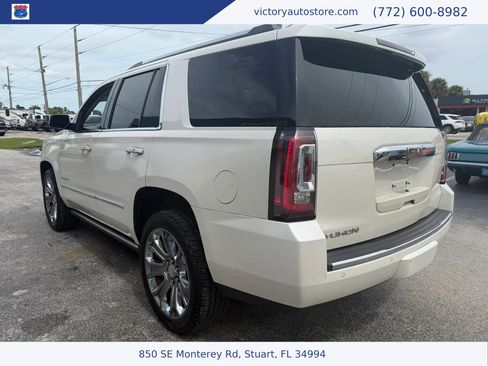 Used 2015 GMC Yukon Denali w/ Premium Package AWD/4WD image 12