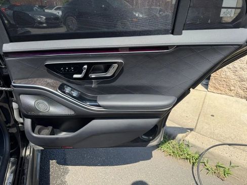 Used 2022 Mercedes-Benz S 500 S 500 4matic Sedan 4D image 22