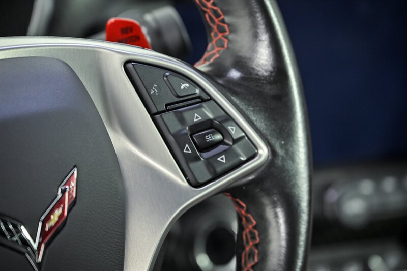 Used 2019 Chevrolet Corvette Z06 RWD image 21