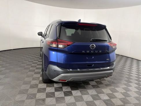 Used 2021 Nissan Rogue SV w/ Premium Package FWD image 15