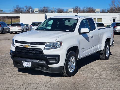 Used 2022 Chevrolet Colorado LT w/ Fleet Safety Package image 3