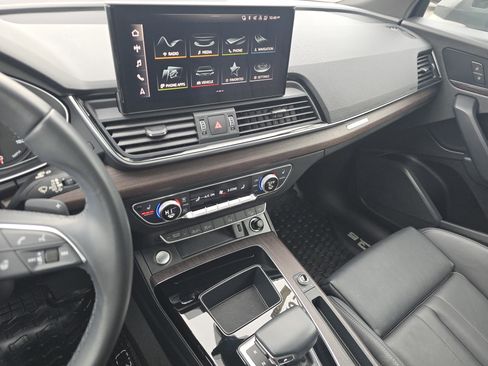 Certified 2022 Audi Q5 2.0T Premium w/ Convenience Package image 24