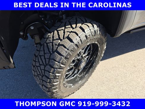 New 2026 GMC Sierra 2500 AT4 w/ AT4 Preferred Package AWD/4WD image 28