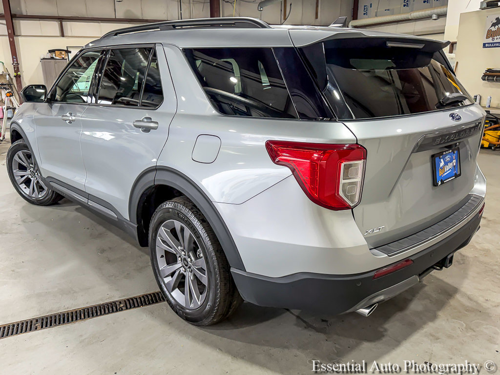 Certified 2024 Ford Explorer XLT w/ Equipment Group 202A AWD/4WD image 5
