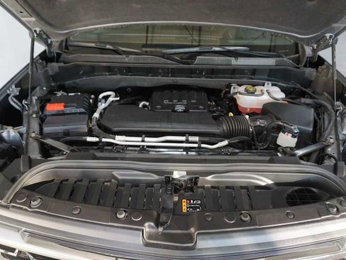 Used 2023 Chevrolet Silverado 1500 LT image 11