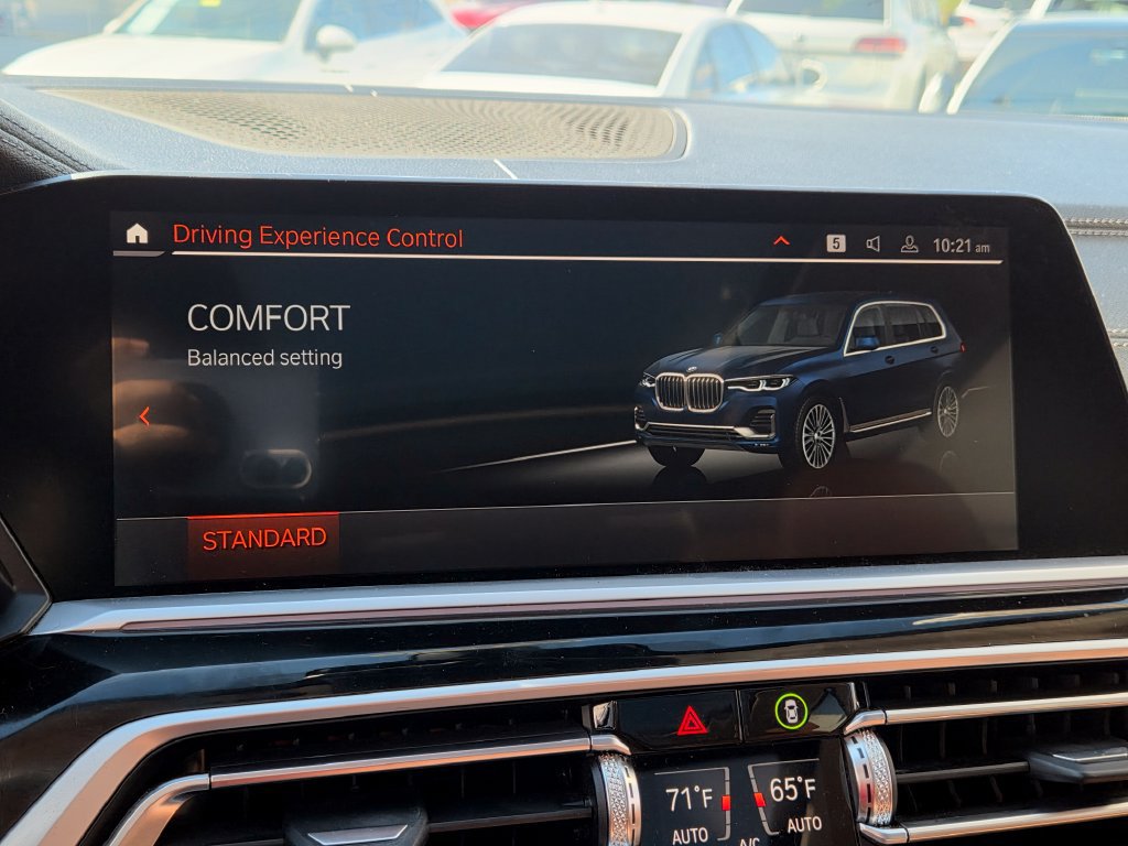 Used 2022 BMW X7 xDrive40i w/ Executive Package AWD/4WD image 25