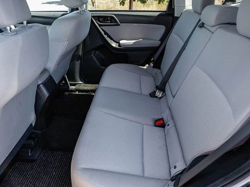 Used 2015 Subaru Forester 2.5i Premium w/ All-Weather Package AWD/4WD image 17