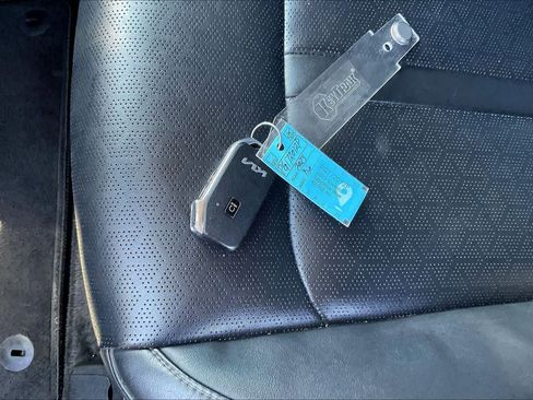 Certified 2023 Kia Sorento S image 19