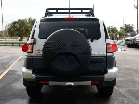 Used 2010 Toyota FJ Cruiser 4WD image 5