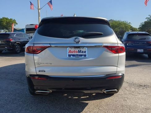 Used 2022 Buick Enclave Essence w/ Experience Buick Package image 5
