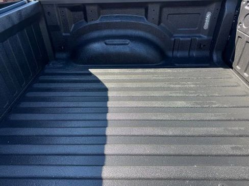 Used 2025 RAM 1500 Laramie AWD/4WD image 11