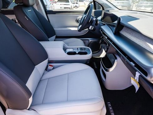 New 2026 Hyundai Ioniq 9 Limited AWD/4WD image 20