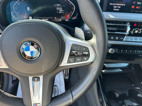 Certified 2025 BMW X4 xDrive30i image 17