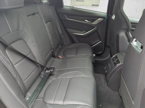 Used 2025 Jaguar F-PACE R-Dynamic S AWD/4WD image 23