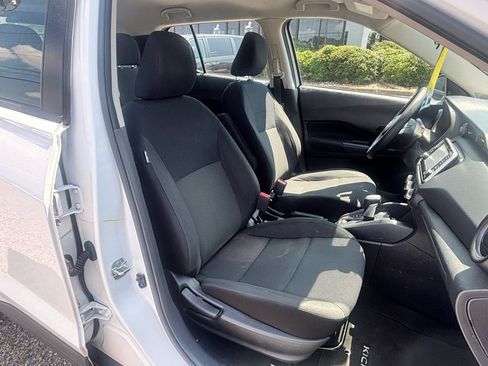 Used 2024 Nissan Kicks S FWD image 59