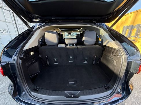 Used 2024 MAZDA CX-90 Plug-In Hybrid w/ Premium Pkg image 25