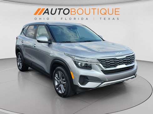 Used 2022 Kia Seltos LX AWD/4WD image 8