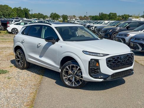 New 2026 Audi Q3 quattro 2.0T image 3