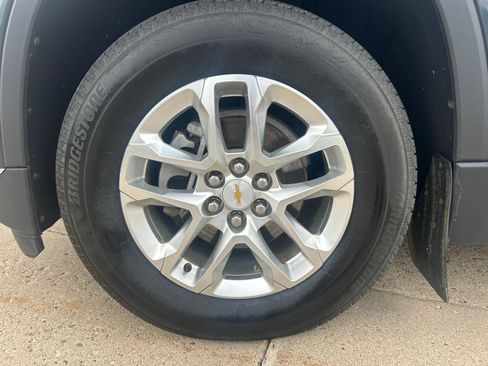 Used 2018 Chevrolet Traverse LT AWD/4WD image 10