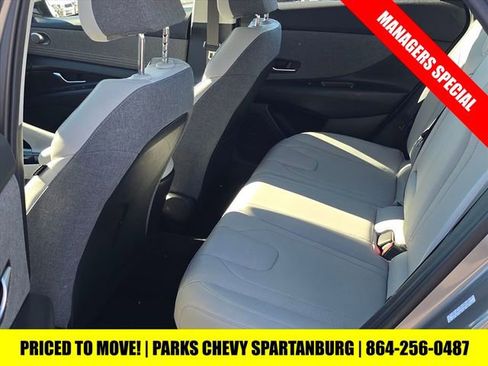 Used 2023 Hyundai Elantra Limited w/ Preferred Accessory Package image 14