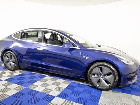 Used 2018 Tesla Model 3 Long Range image 3