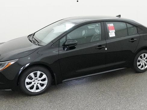 New 2026 Toyota Corolla LE FWD image 8
