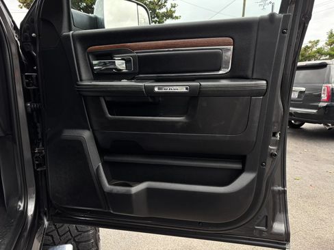 Used 2018 RAM 2500 Laramie AWD/4WD image 29