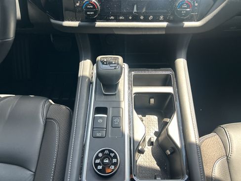 Used 2025 Nissan Pathfinder SL w/ SL Premium Package AWD/4WD image 20