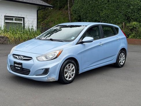 Used 2014 Hyundai Accent GS FWD image 3