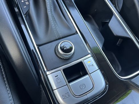 Certified 2023 Kia Telluride S image 33