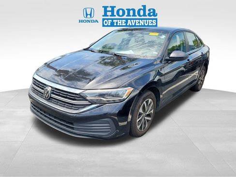 Used 2024 Volkswagen Jetta S FWD image 3