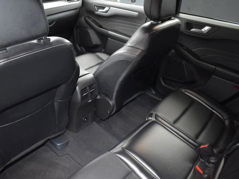 Used 2023 Ford Escape Platinum image 35