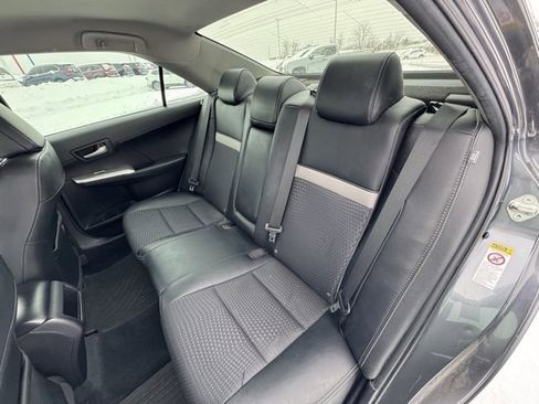Used 2012 Toyota Camry SE image 12