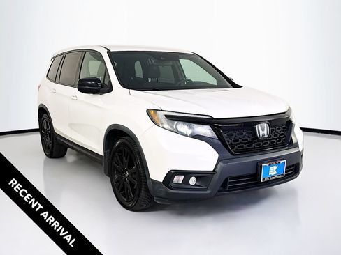 Used 2019 Honda Passport Sport image 1