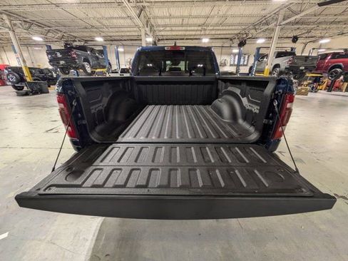 Used 2021 RAM 1500 Laramie AWD/4WD image 11