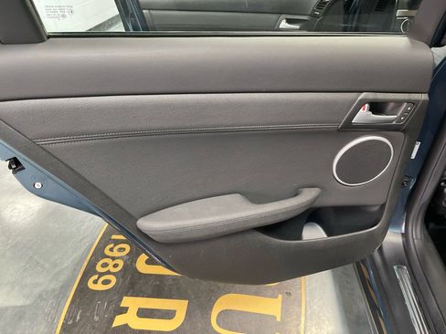 Used 2009 Pontiac G8 GT w/ Premium Package image 33