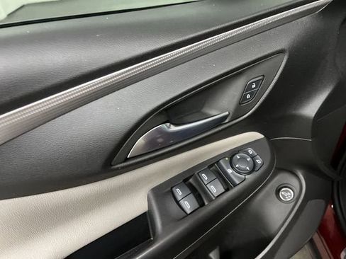 Certified 2024 Buick Envista Avenir image 23