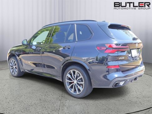 Used 2024 BMW X5 sDrive40i w/ M Sport Package image 5