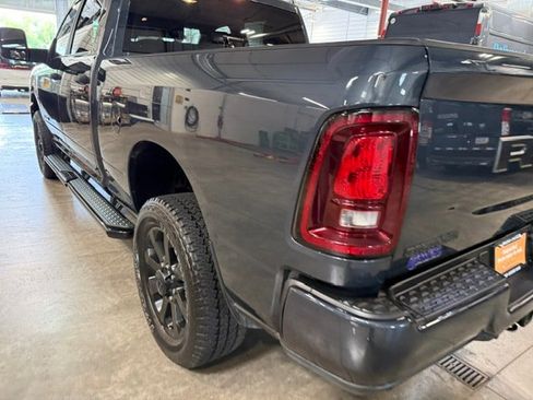 Certified 2025 RAM 2500 Big Horn AWD/4WD image 28