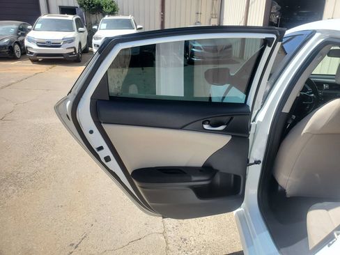 Used 2016 Honda Civic LX image 24