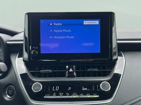 Used 2025 Toyota Corolla SE FWD image 18