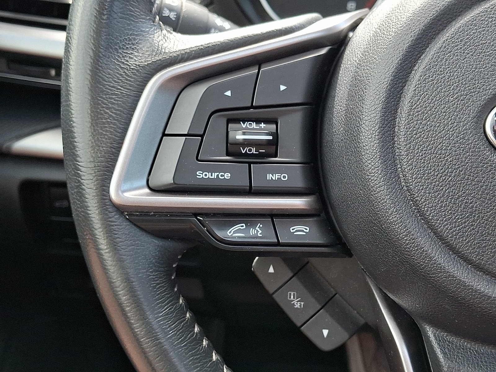 Used 2021 Subaru Forester Premium AWD/4WD image 24