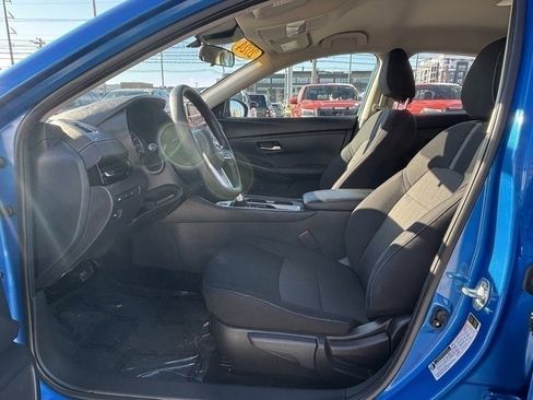 Used 2024 Nissan Sentra SV image 10